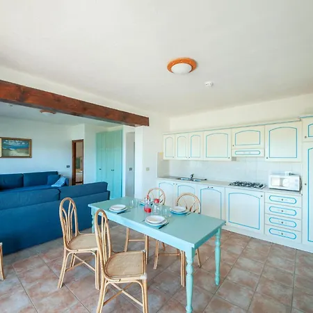 Apartment Trilo 6 Vm 2b Golfo Aranci